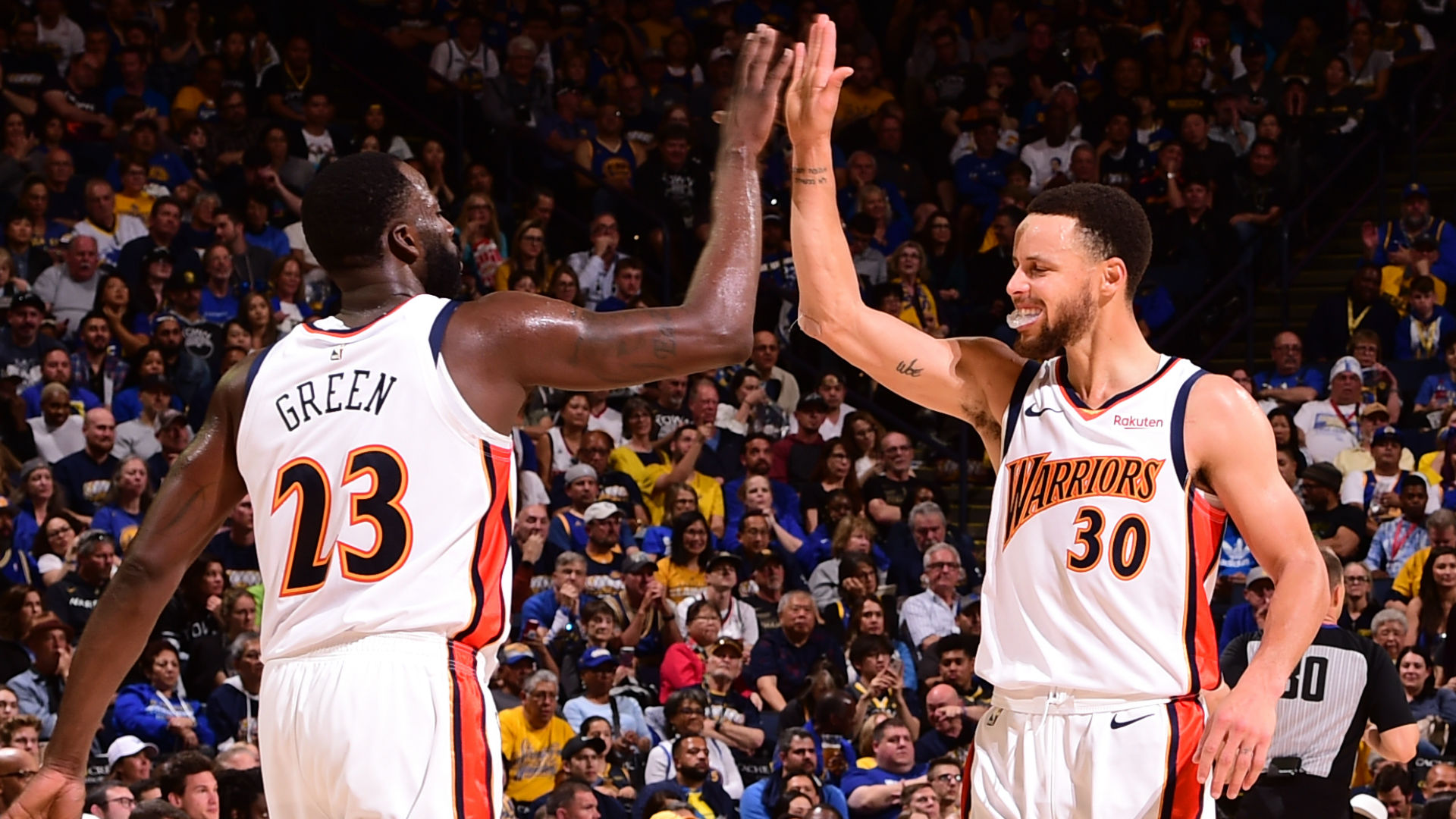 Câu chuyện chưa kể đằng sau phi vụ chuyển nhà thế kỷ của Golden State Warriors